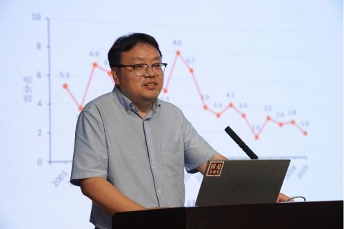 中国人民大学生态环境学院副院长 王克 国是直通车 赵斌 摄
