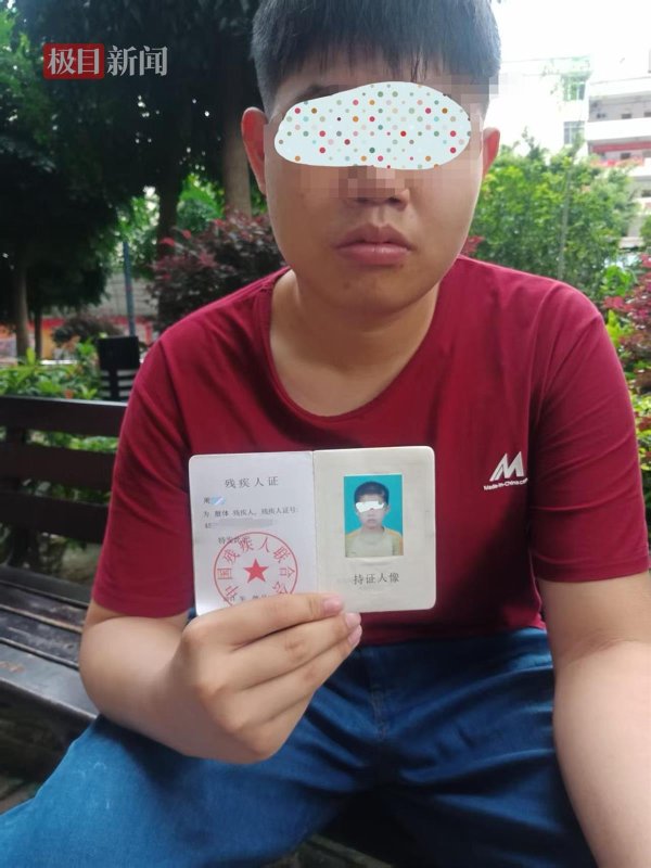 财盘配资 高校男生毕业五个月未收到毕业证书, 家属称孩子先天残疾依靠假肢